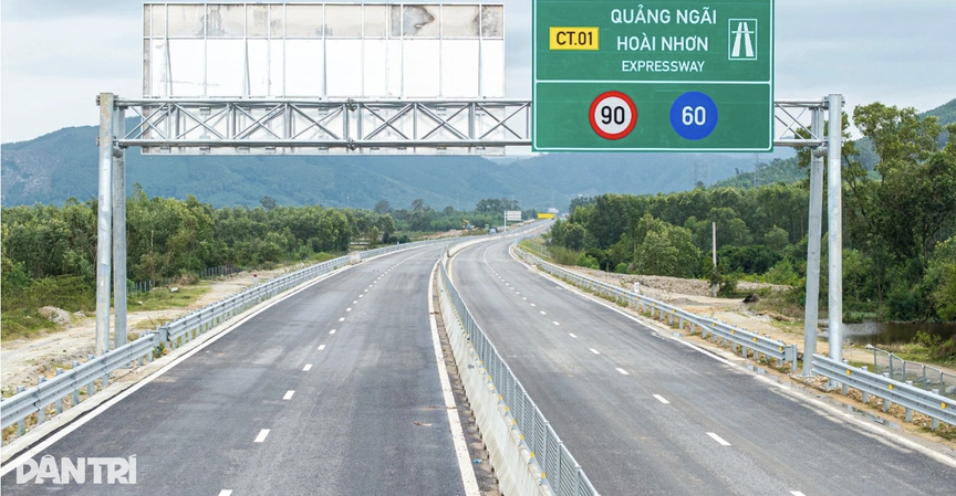 Thông xe 4 tháng, cao tốc 20.400 tỷ giảm tải cho tuyến quốc lộ dài nhất cả nước vẫn chưa được khai thác- Ảnh 1.