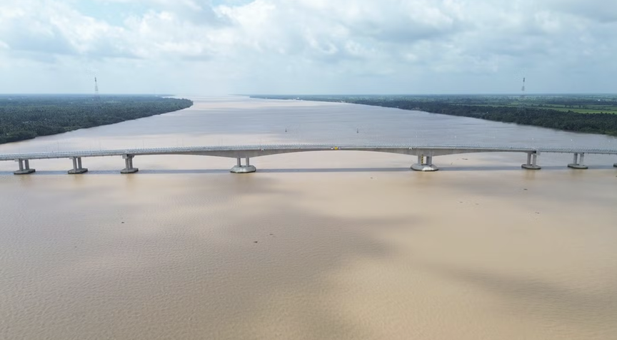 Ngày mai, chính thức thông xe cầu vượt sông 4.000 tỷ xoá bỏ toàn bộ các bến phà lâu đời, nối thông 2 tỉnh thành miền Tây- Ảnh 1.