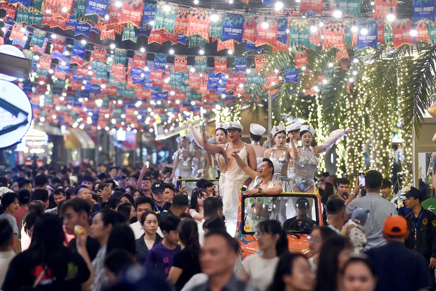 Khai trương VUI-Fest Ha Long, Quảng Ninh trở thành trung tâm du lịch giải trí sôi động bậc nhất miền Bắc- Ảnh 4.