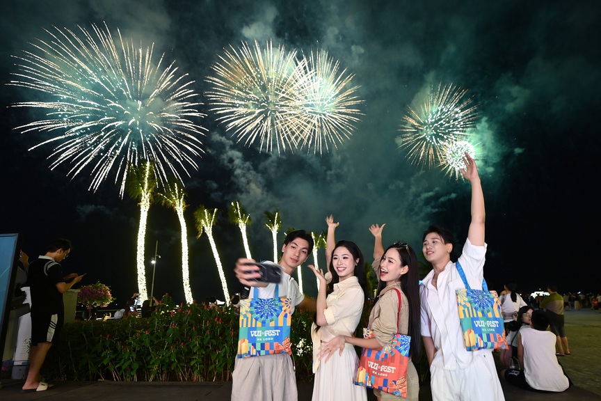 Khai trương VUI-Fest Ha Long, Quảng Ninh trở thành trung tâm du lịch giải trí sôi động bậc nhất miền Bắc- Ảnh 3.