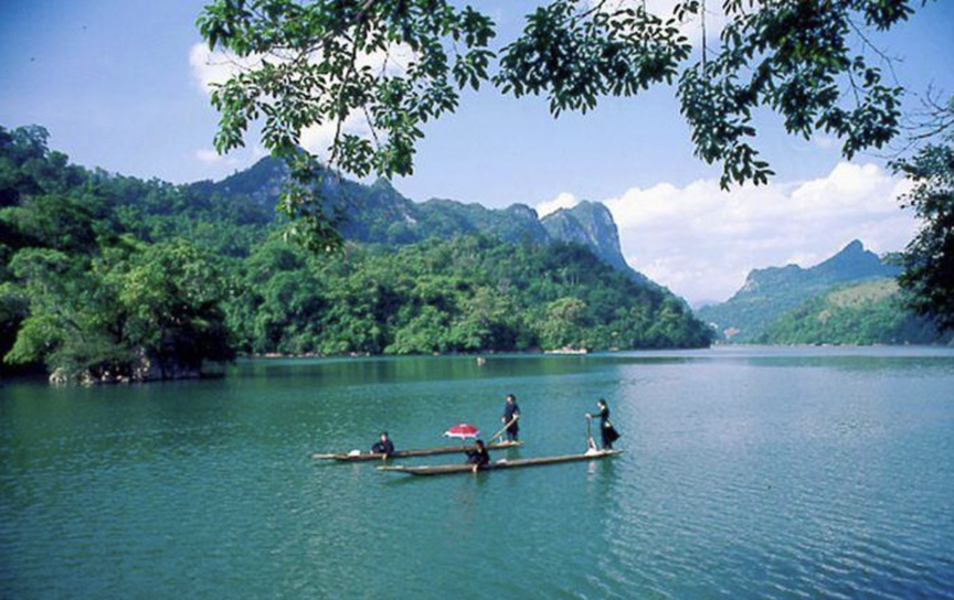 Cung đường mở lối đến hồ nước ngọt tự nhiên lớn nhất cả nước và lọt top thế giới gặp khó, lãnh đạo tỉnh lập tức vào cuộc- Ảnh 2.