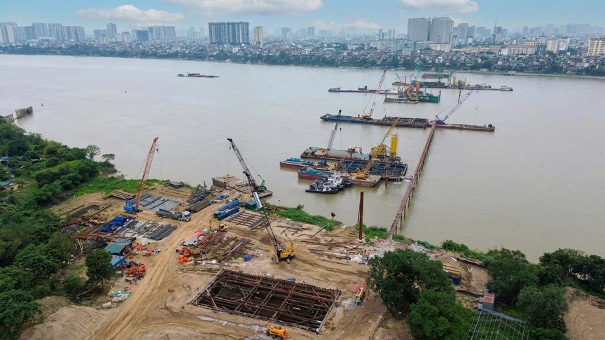 Siêu cầu hơn 16.000 tỷ mang tên danh tướng huyền thoại bắc qua dòng sông biểu tượng đạt dấu mốc quan trọng- Ảnh 1.