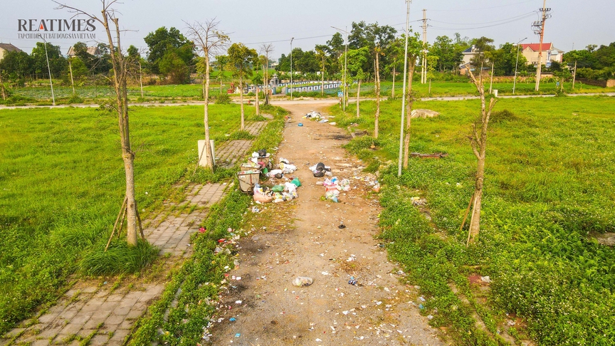 Thái Nguyên: Đất trống trải dài, shophouse đầy cỏ dại tại khu đô thị Việt - Hàn- Ảnh 15.