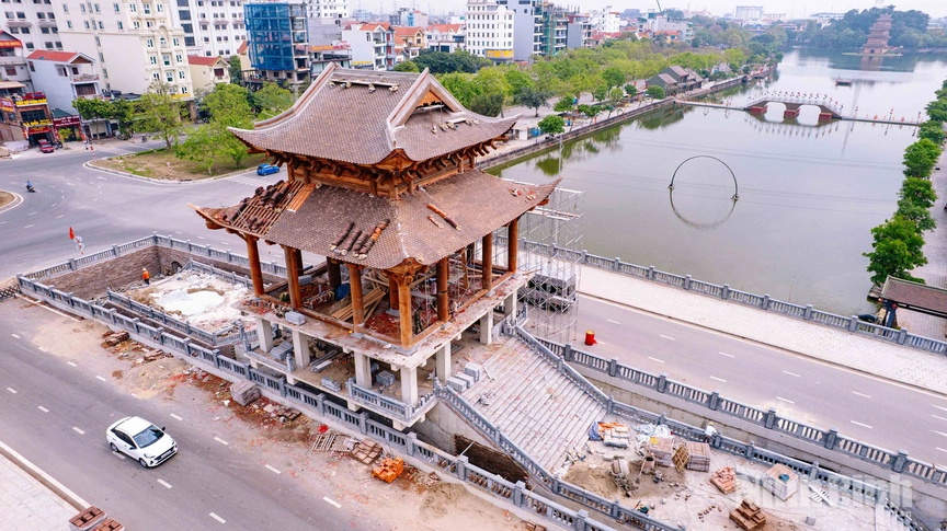 Sắp hoàn thành cây cầu trăm tỷ mang kiến trúc cung đình độc đáo tại vùng đất cố đô- Ảnh 2.