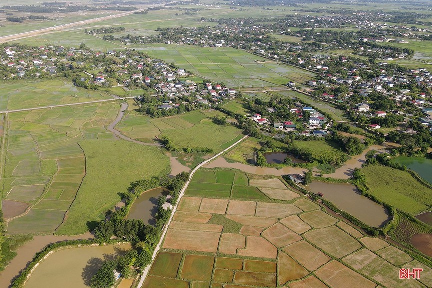 Tỉnh hẹp bậc nhất Việt Nam cấp tốc 'dọn đường' cho siêu dự án đường sắt tốc độ cao 67 tỷ USD- Ảnh 1.