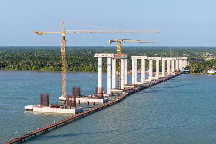 Dự án cầu dây văng lớn thứ 2 Việt Nam có độ khó bậc nhất cả nước, vốn đầu tư gần 8.000 tỷ đang nỗ lực gỡ khó- Ảnh 1.