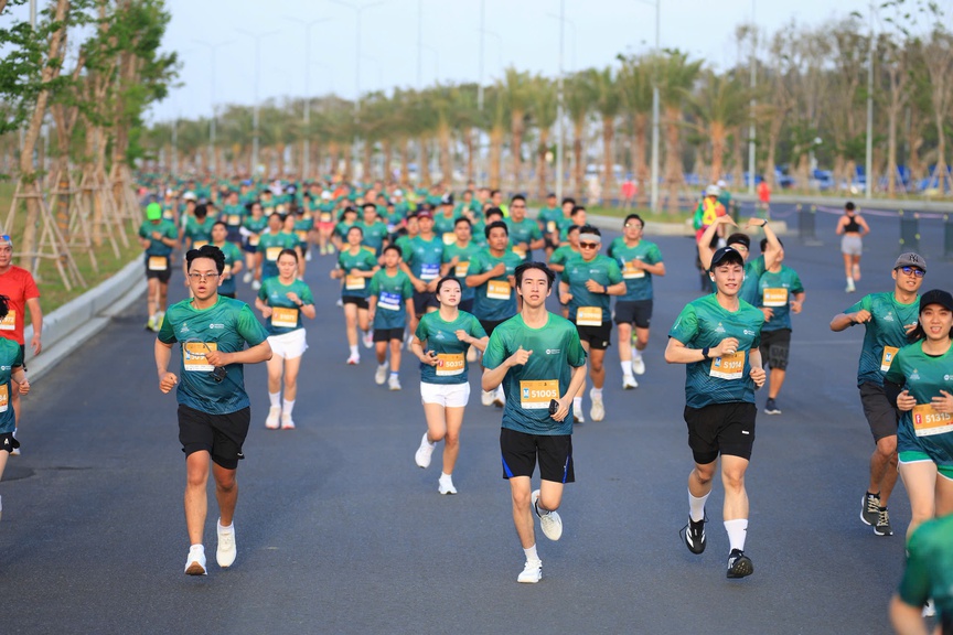 Cần Giờ lột xác thần tốc, đẹp mê hoặc trong ngày tranh tài VnExpress Marathon Green Paradise 2026- Ảnh 3.