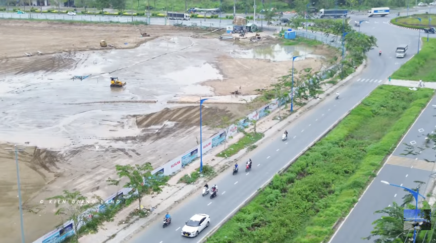 TTTM Aeon Mall 5.400 tỷ lớn nhất miền Tây: Khởi công 1 năm nhưng vẫn là ‘bãi đất trống’- Ảnh 2.