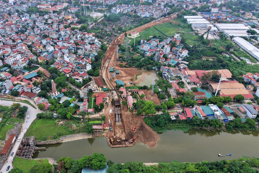 Dự án 920 tỷ ‘hồi sinh’ dòng sông nghìn năm tuổi ô nhiễm nhất Thủ đô nỗ lực về đích- Ảnh 1. Dự án 920 tỷ ‘hồi sinh’ dòng sông nghìn năm tuổi ô nhiễm nhất Thủ đô nỗ lực về đích- Ảnh 1.