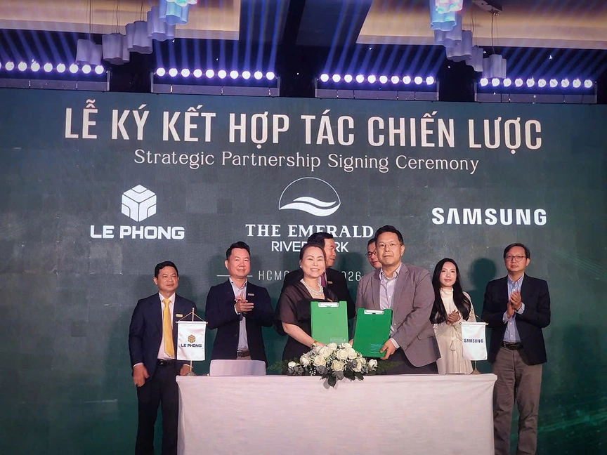 Samsung lần đầu tiên hợp tác chiến lược với 'ông lớn' địa ốc Lê Phong- Ảnh 3.