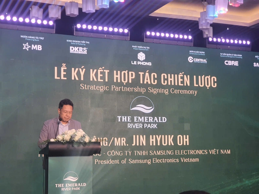 Samsung lần đầu tiên hợp tác chiến lược với 'ông lớn' địa ốc Lê Phong- Ảnh 2.