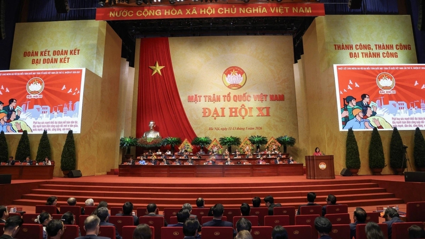 Bà Bùi Thị Minh Hoài tiếp tục giữ chức Chủ tịch UBTW MTTQ Việt Nam khóa XI- Ảnh 1. Bà Bùi Thị Minh Hoài tiếp tục giữ chức Chủ tịch UBTW MTTQ Việt Nam khóa XI- Ảnh 1.