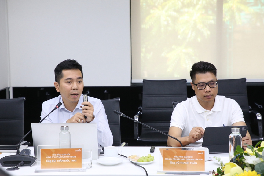 Hội đồng Giám khảo Chung khảo Giải thưởng Quốc gia Bất động sản Việt Nam lần thứ II làm việc CTCP Phát triển Bất động sản Văn Phú- Ảnh 5. Hội đồng Giám khảo Chung khảo Giải thưởng Quốc gia Bất động sản Việt Nam lần thứ II làm việc CTCP Phát triển Bất động sản Văn Phú- Ảnh 5.