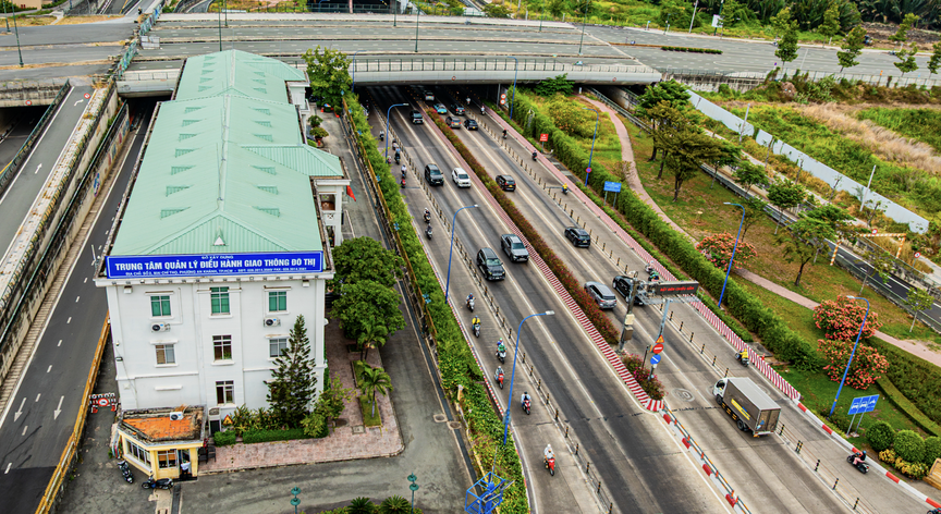 Đánh chìm khối bê tông nặng hơn 100.000 tấn xuống sông, Việt Nam hoàn thành công trình lập kỷ lục Đông Nam Á, vốn đầu tư hơn 2.000 tỷ- Ảnh 1.