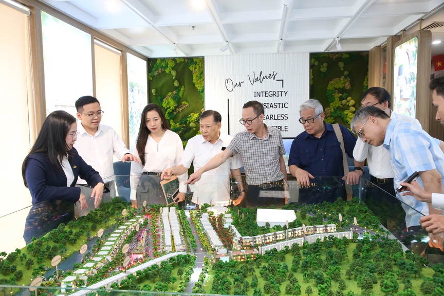 Hội đồng Giám khảo Chung khảo Giải thưởng Quốc gia Bất động sản Việt Nam lần thứ II làm việc với Hata Homes- Ảnh 15.