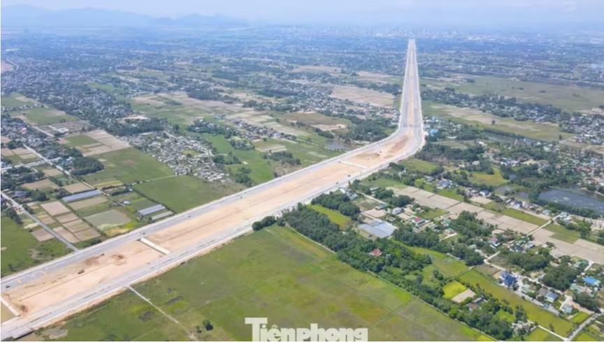 Tiếp tục triển khai xây dựng trung tâm hành chính gần 6.000 tỷ trải dài 2 xã phường tại tỉnh được mệnh danh là ‘Việt Nam thu nhỏ’- Ảnh 1.