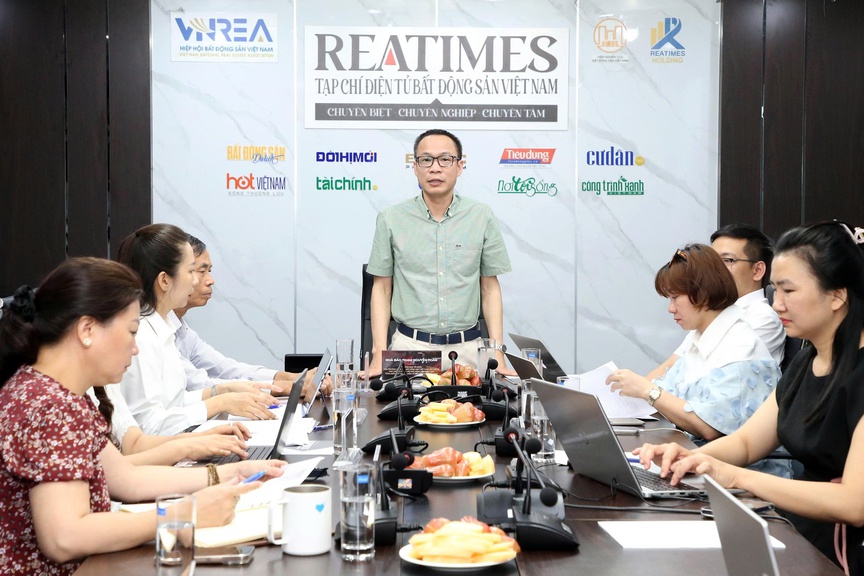 Họp Hội đồng Sơ khảo Giải thưởng Quốc gia Bất động sản Việt Nam lần thứ II: Sàng lọc kỹ lưỡng để chọn ra những doanh nghiệp, dự án xứng đáng bước vào Vòng Chung khảo- Ảnh 1. Họp Hội đồng Sơ khảo Giải thưởng Quốc gia Bất động sản Việt Nam lần thứ II: Sàng lọc kỹ lưỡng để chọn ra những doanh nghiệp, dự án xứng đáng bước vào Vòng Chung khảo- Ảnh 1.