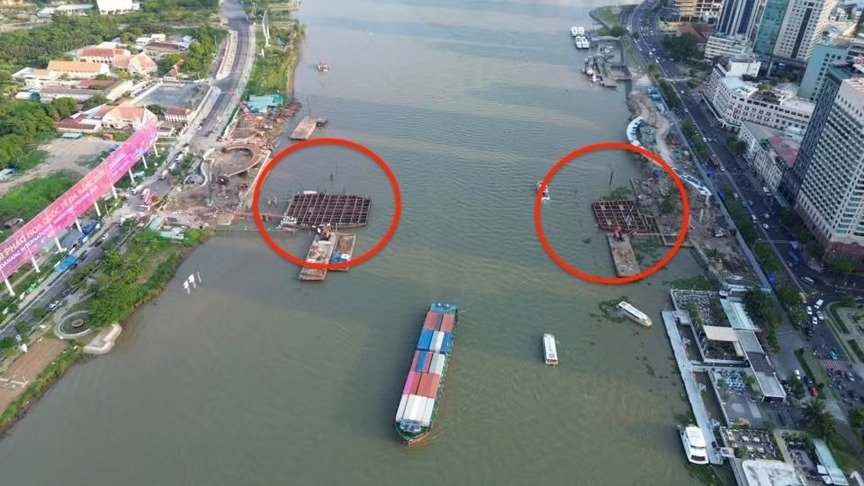 Dự án cầu đi bộ nghìn tỷ với kết cấu vòm thép lần đầu tiên được áp dụng tại Việt Nam vừa đạt dấu mốc mới- Ảnh 2.