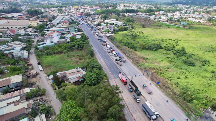 TP trực thuộc Trung ương trẻ nhất Việt Nam chi gần 1.000 tỷ sửa chữa 4 tuyến quốc lộ huyết mạch- Ảnh 1.