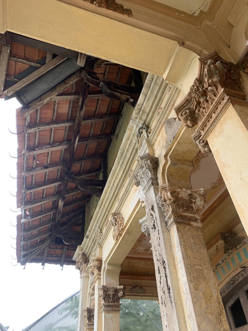 Biệt thự cổ trăm năm của quan tri huyện xưa: Quy mô 7.000m2 mang đậm kiến trúc vùng Nam Bộ, từng là bối cảnh của loạt phim đình đám nay dần thành phế tích- Ảnh 4.