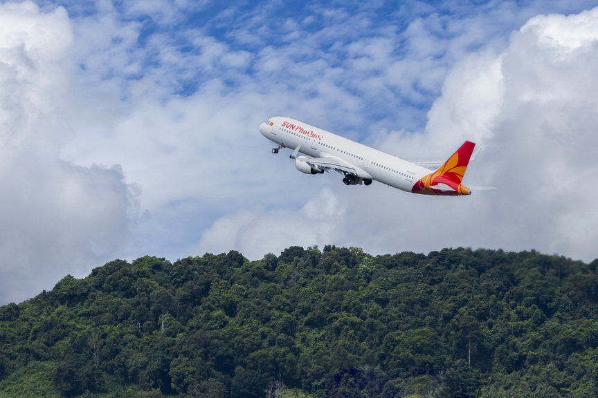 Lần đầu tiên, trải nghiệm “full-service” hiện diện trên chặng bay Phú Quốc - Singapore- Ảnh 1. Lần đầu tiên, trải nghiệm “full-service” hiện diện trên chặng bay Phú Quốc - Singapore- Ảnh 1.