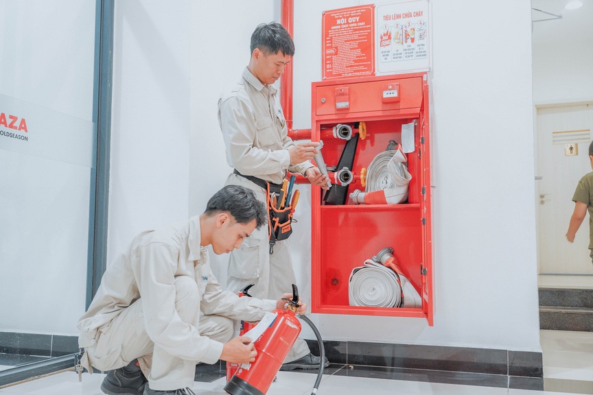 Phòng cháy chữa cháy: "Lá chắn" bảo vệ an toàn cho các tòa chung cư- Ảnh 2.
