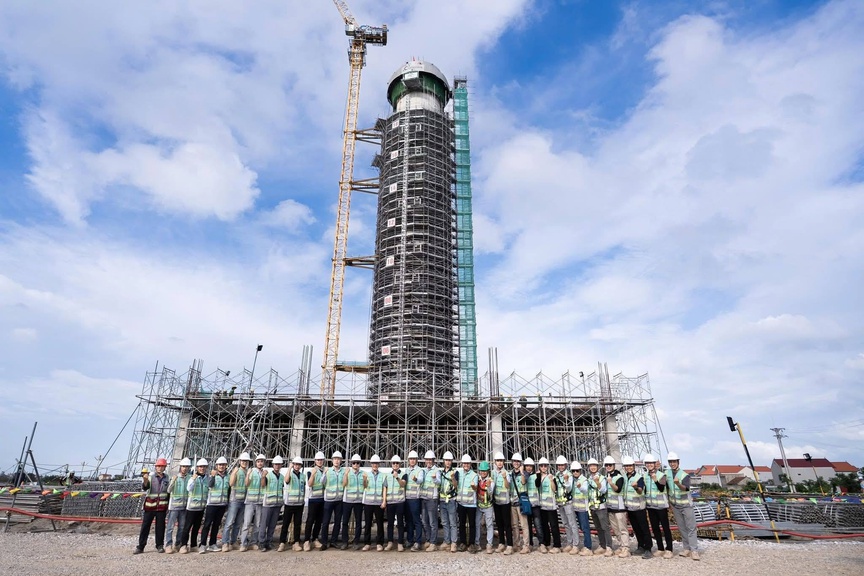 Hạng mục cao nhất siêu sân bay lớn nhất miền Bắc đã lộ diện hình hài, tiến độ triển khai thần tốc- Ảnh 2. Hạng mục cao nhất siêu sân bay lớn nhất miền Bắc đã lộ diện hình hài, tiến độ triển khai thần tốc- Ảnh 2.