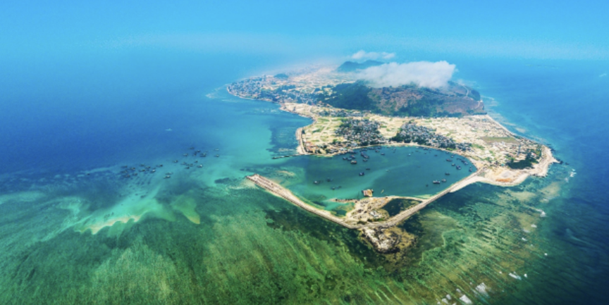 Việt Nam sẽ có thêm sân bay mới, vốn gần 20.000 tỷ, tọa lạc tại đặc khu nhỏ bé của miền Trung- Ảnh 1. Việt Nam sẽ có thêm sân bay mới, vốn gần 20.000 tỷ, tọa lạc tại đặc khu nhỏ bé của miền Trung- Ảnh 1.