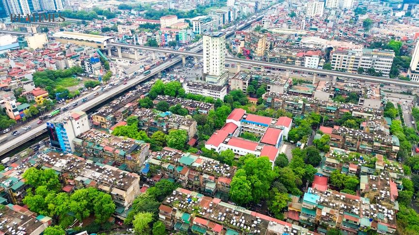 Cận cảnh loạt khu tập thể cũ chờ được cải tạo thành cao ốc ở Hà Nội- Ảnh 1.