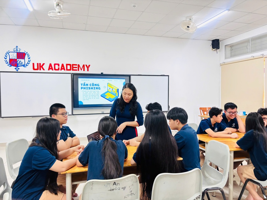 Giáo viên UKA Bà Rịa làm chủ lớp học trong kỷ nguyên công nghệ số- Ảnh 1. Giáo viên UKA Bà Rịa làm chủ lớp học trong kỷ nguyên công nghệ số- Ảnh 1.