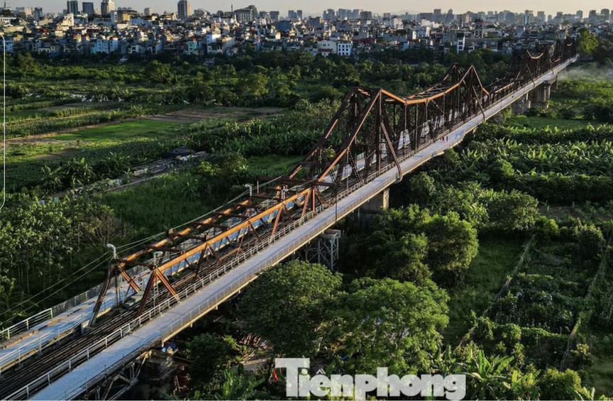 Chỉ vài giờ nữa, cây cầu thép có tuổi đời lớn nhất Việt Nam chính thức thông xe trở lại- Ảnh 1. Chỉ vài giờ nữa, cây cầu thép có tuổi đời lớn nhất Việt Nam chính thức thông xe trở lại- Ảnh 1.