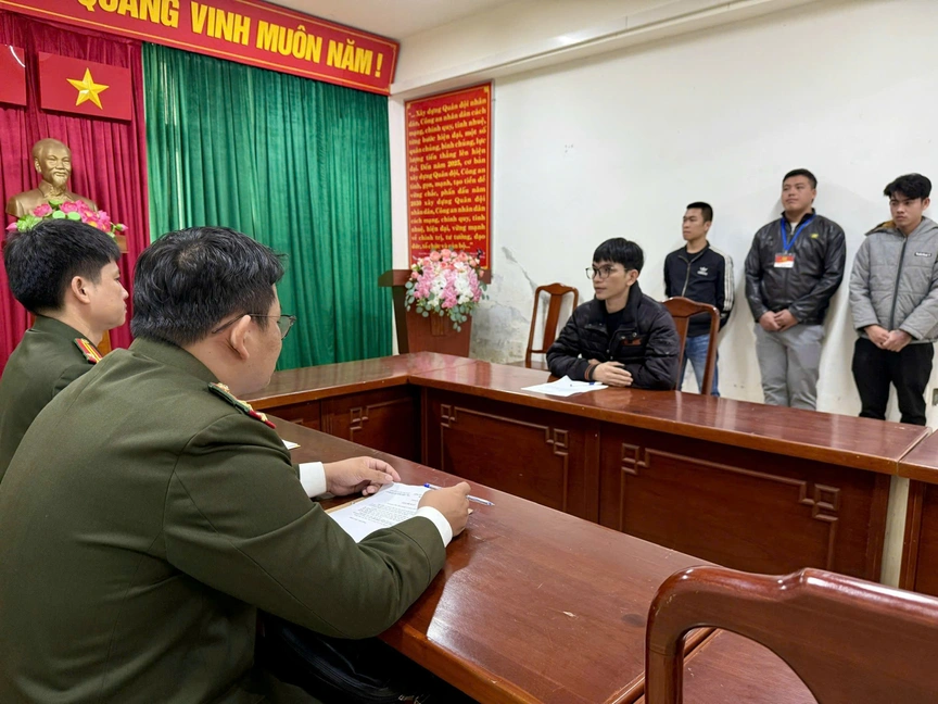 TP. Huế: Xóa các đường dây sản xuất, mua bán vũ khí trái phép trên không gian mạng - Ảnh 1.