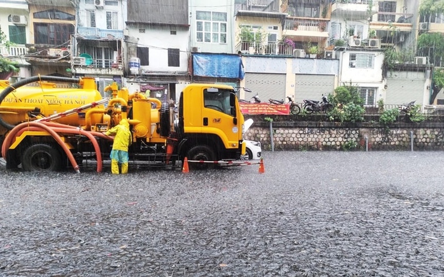 TP. Hà Nội sẽ xây dựng trung tâm giám sát thoát nước thông minh, hệ thống cảnh báo sớm ngập úng cho người dân. Nguồn ảnh: Internet