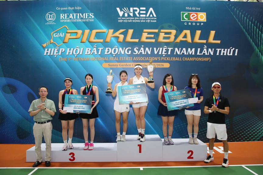 Giải Pickleball Hiệp hội Bất động sản Việt Nam lần thứ I: Sân chơi ấn tượng và đầy cảm xúc- Ảnh 6.