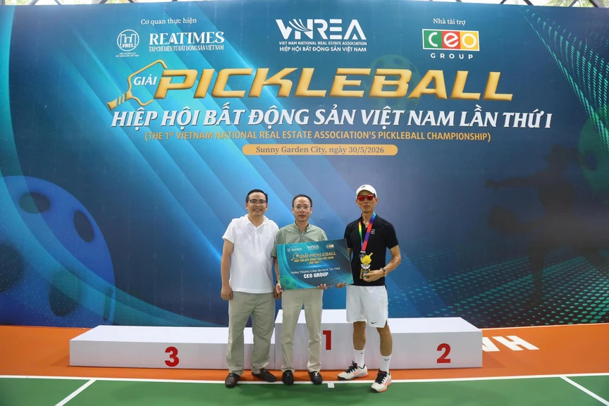 Giải Pickleball Hiệp hội Bất động sản Việt Nam lần thứ I: Sân chơi ấn tượng và đầy cảm xúc- Ảnh 10.