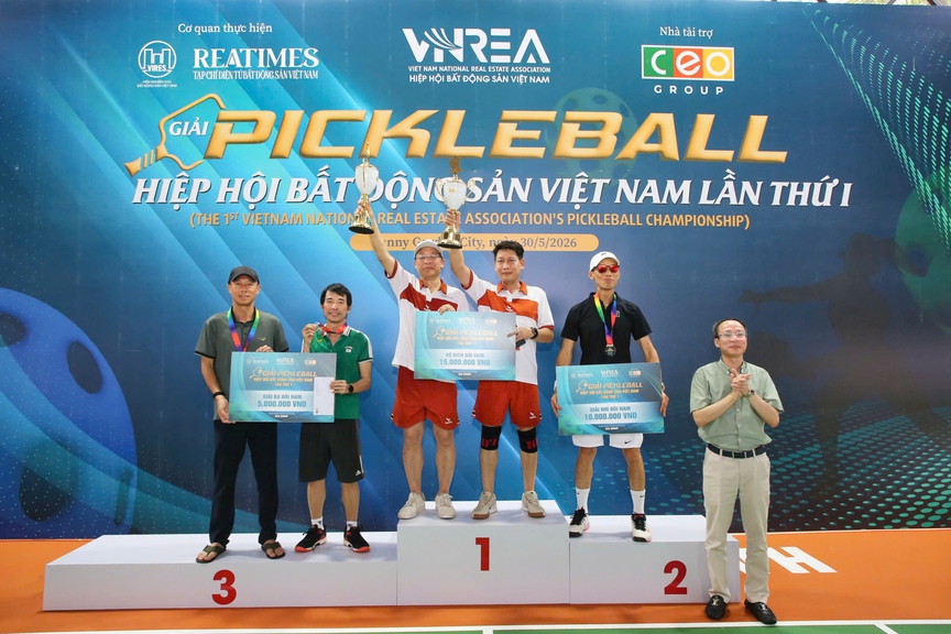 Giải Pickleball Hiệp hội Bất động sản Việt Nam lần thứ I: Sân chơi ấn tượng và đầy cảm xúc- Ảnh 8.