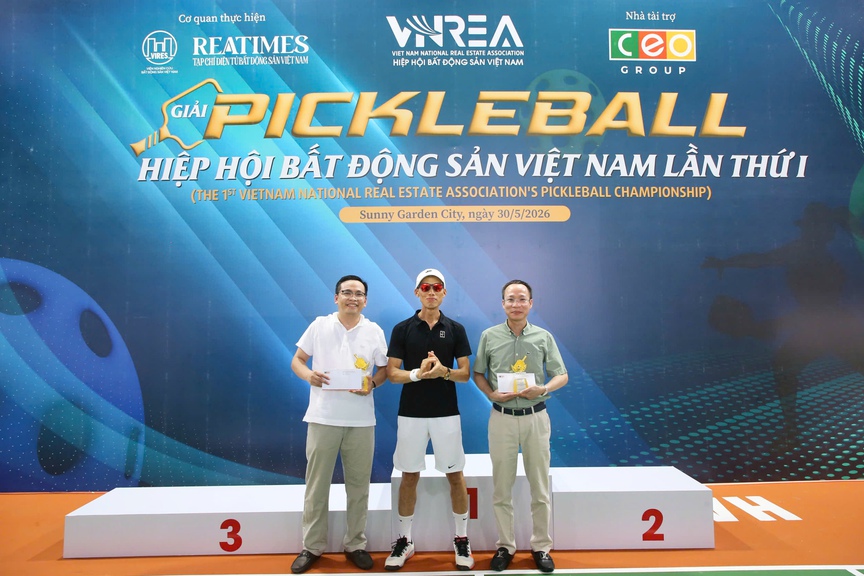 Giải Pickleball Hiệp hội Bất động sản Việt Nam lần thứ I: Sân chơi ấn tượng và đầy cảm xúc- Ảnh 9.