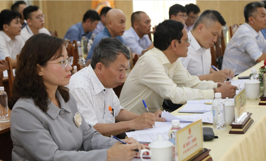 Cao tốc xuyên rừng đẹp nhất Việt Nam gặp khó sau 5 tháng khởi công: Tập đoàn Sơn Hải tha thiết trình bày mong muốn, lãnh đạo tỉnh lập tức vào cuộc- Ảnh 1.
