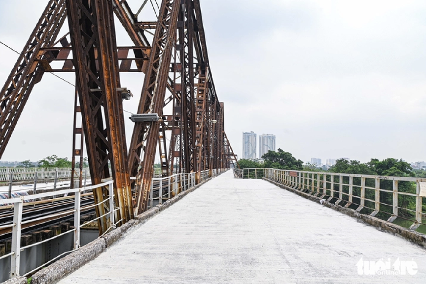 Cây cầu thép có tuổi đời lớn nhất Việt Nam sau hơn 1 tháng tạm dừng hoạt động- Ảnh 1.