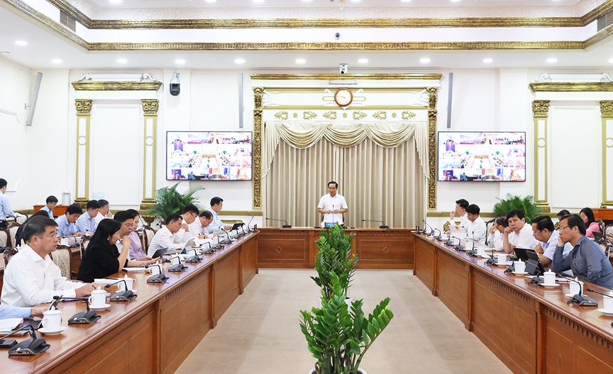 TP.HCM quyết tâm giải ngân 100% đầu tư công để đạt mục tiêu tăng trưởng "hai con số"- Ảnh 1.