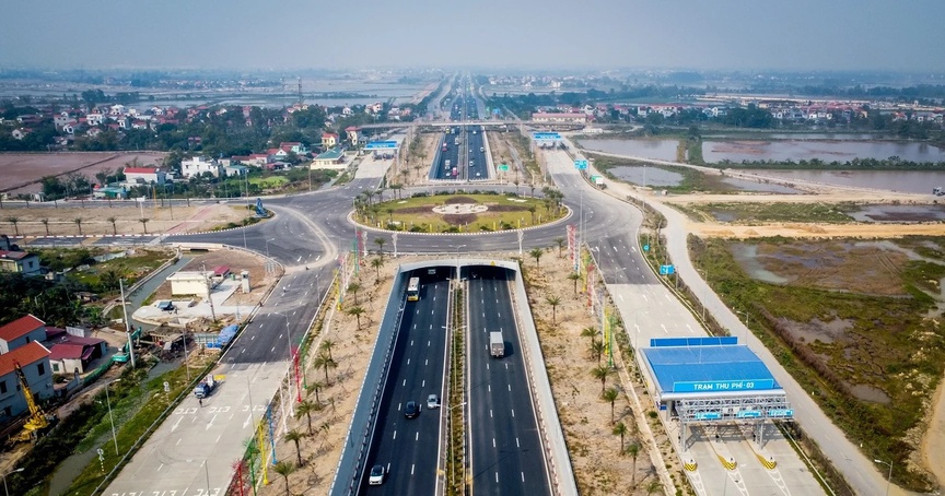 Nút giao 3 tầng hiện đại quy mô 1.400 tỷ: Có tốc độ cao nhất Việt Nam, là trục kết nối vùng kinh tế Bắc Bộ- Ảnh 2. Nút giao 3 tầng hiện đại quy mô 1.400 tỷ: Có tốc độ cao nhất Việt Nam, là trục kết nối vùng kinh tế Bắc Bộ- Ảnh 2.