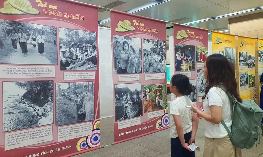 TP.HCM: Triển lãm "Trẻ em thời chiến" trong không gian nhà ga Metro- Ảnh 3.