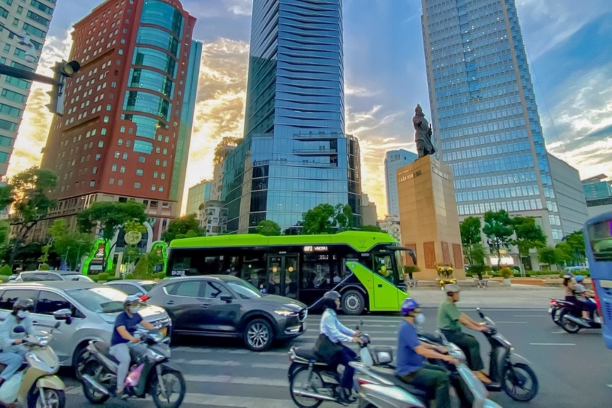 Ngày càng nhiều người hỏi: Bao giờ VinBus mở thêm tuyến mới?- Ảnh 4.