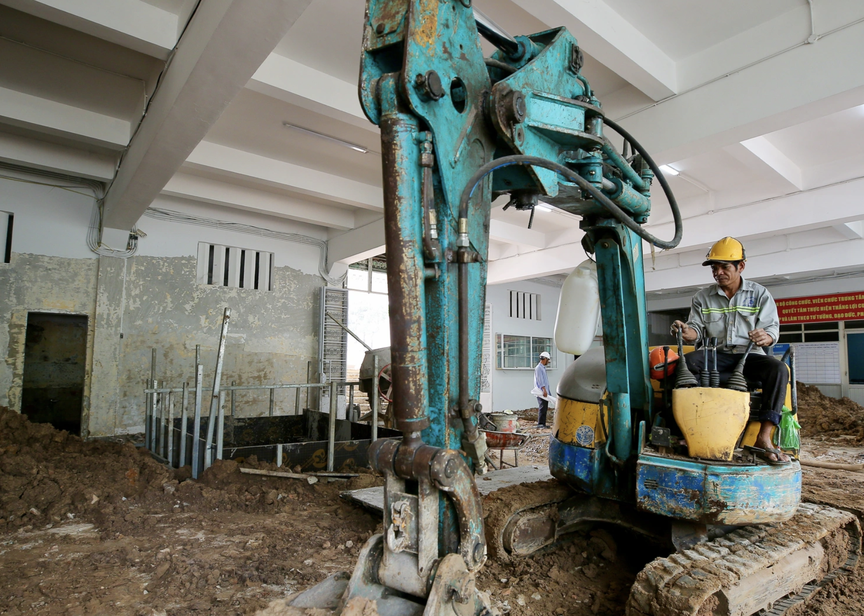 Sân vận động hơn 100 năm tuổi tại TP giàu nhất cả nước sau gần 3 tháng ‘đóng cửa’ - Ảnh 4.