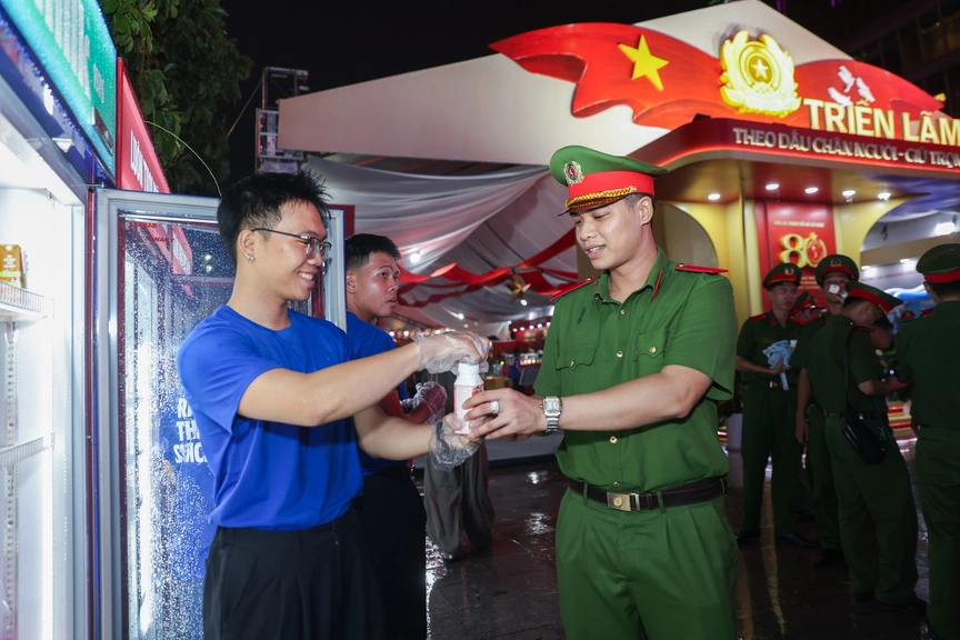 Tham dự Gala “Tổ quốc bình yên”, đừng quên ghé trạm Vinamilk “nạp năng lượng” - Ảnh 5.