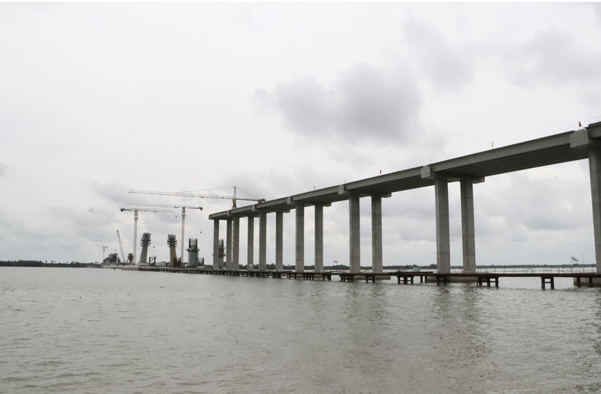 Cầu vượt sông 8.000 tỷ xoá bỏ toàn bộ các bến phà lâu đời, rút ngắn khoảng 80km từ miền Tây đến TP. HCM: Nỗ lực vượt tiến độ 6 tháng- Ảnh 3. Cầu vượt sông 8.000 tỷ xoá bỏ toàn bộ các bến phà lâu đời, rút ngắn khoảng 80km từ miền Tây đến TP. HCM: Nỗ lực vượt tiến độ 6 tháng- Ảnh 3.