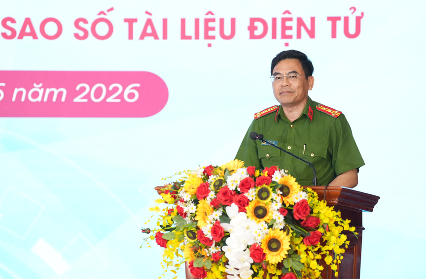 Agribank đồng hành cùng tỉnh Ninh Bình triển khai mô hình Kiosk thông minh: “Cú hích” chuyển đổi số hành chính công - Ảnh 3.