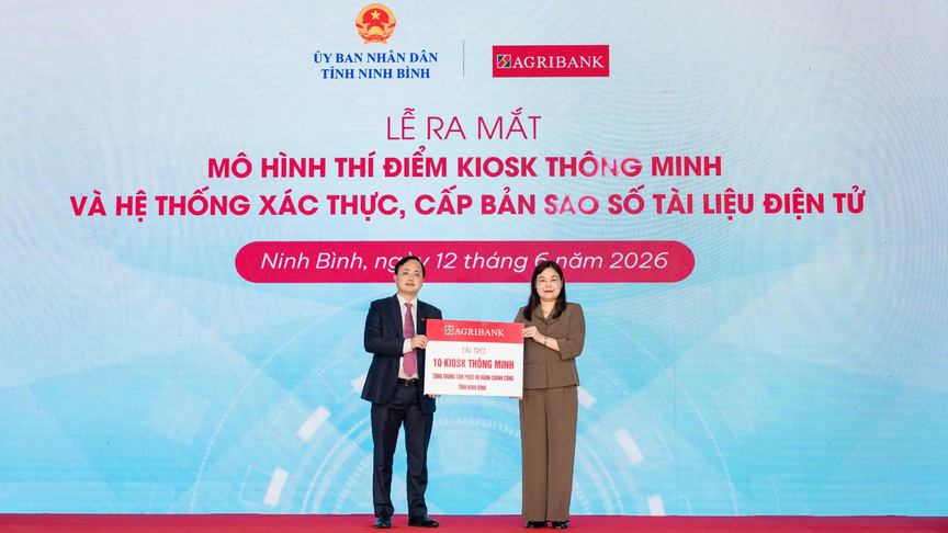 Agribank đồng hành cùng tỉnh Ninh Bình triển khai mô hình Kiosk thông minh: “Cú hích” chuyển đổi số hành chính công - Ảnh 4.