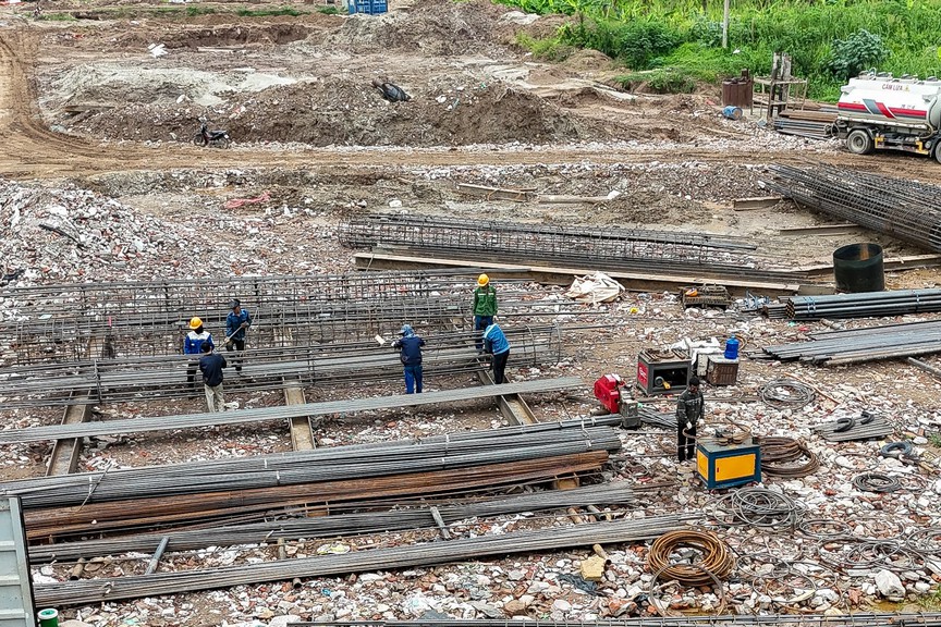 Dự án cầu dây văng hơn 7.300 tỷ bắc qua dòng sông biểu tượng có bóng dáng Đèo Cả chính thức bước vào giai đoạn then chốt - Ảnh 1.
