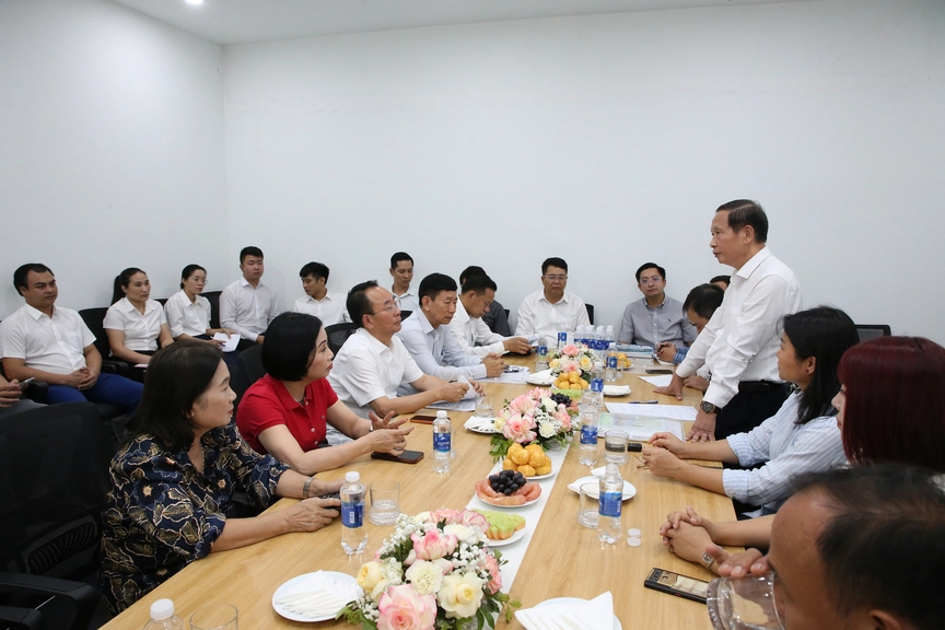 Lãnh đạo VNREA làm việc với Hội Bất động sản và Xây dựng tỉnh Hưng Yên - Ảnh 5.